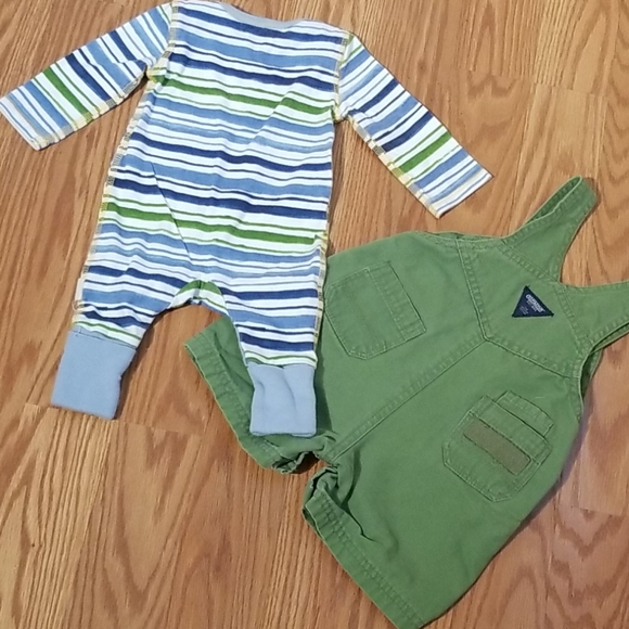 Burt's bee baby an oshkosh 0-3mo - Picture 2 of 7